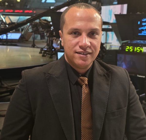 مصطفى زكريا 