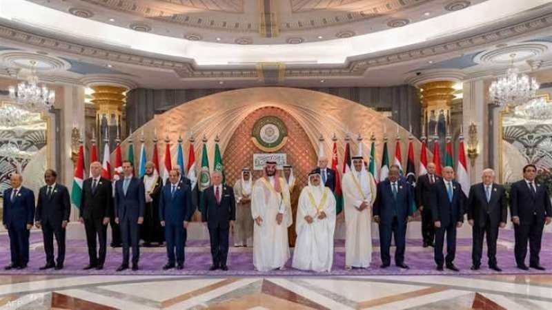 صورة تذكارية بقمة