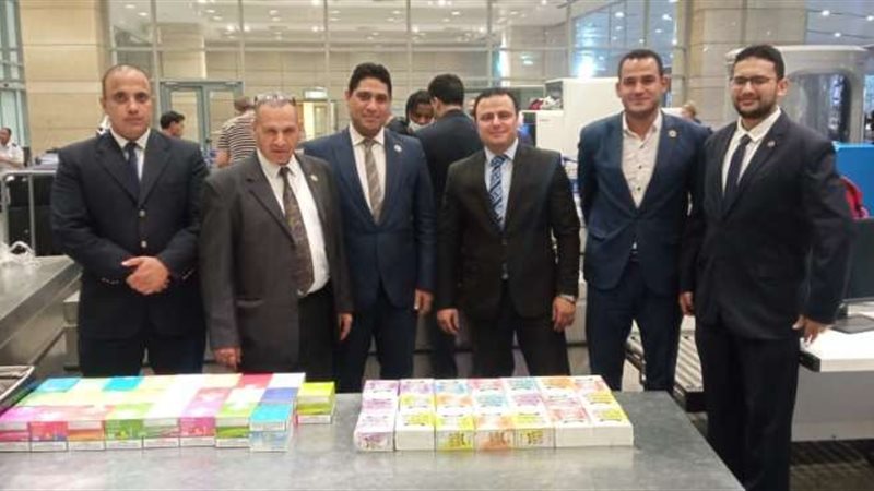 جمارك مطار القاهرة