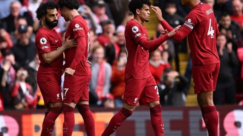 لاعبي ليفربول