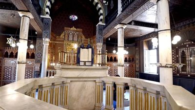 بعد افتتاح رئيس الوزراء له.. ما هو تاريخ معبد بن عزرا اليهودى؟