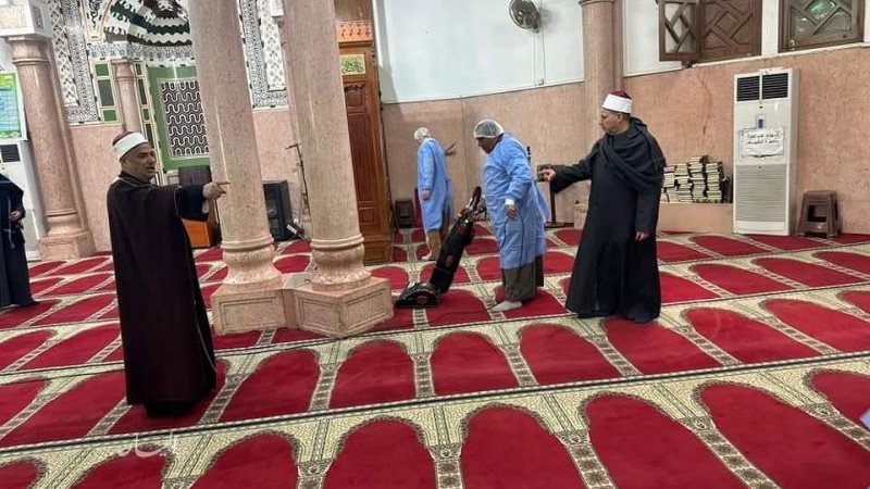 جانب من حملة النظافة