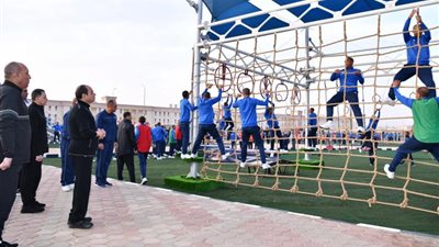الرئيس السيسي يتفقد أكاديمية الشرطة ”صور”