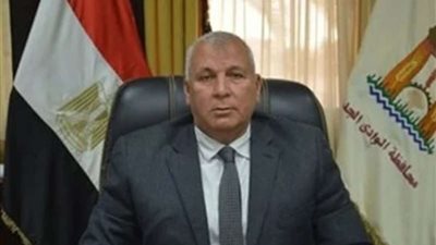 الزملوط: صرف بونات مخفضة لصغار الموظفين في الوادي الجديد