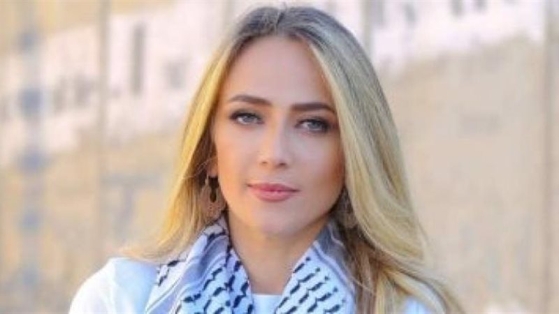 الفنانة الفلسطينية