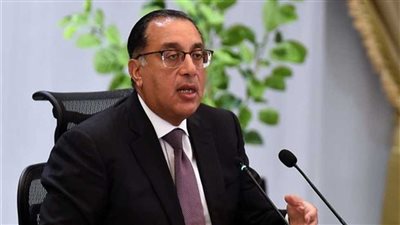 رئيس الوزراء يفتتح 5 صيدليات 