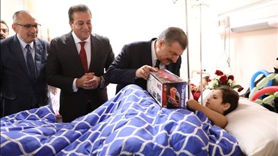 وزير الصحة ونظيره التركي يتفقدان الخدمات الطبية المقدمة للجرحى الفلسطينيين بالمستشفيات المصرية 