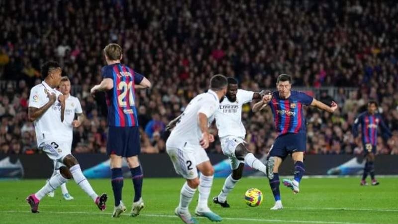 ريال مدريد وبرشلونة