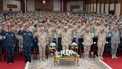 وزير الدفاع يشهد تنفيذ المرحلة الرئيسية لمشروع مراكز القيادة التعبوى (جالوت -2)