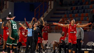 الأهلي يفوز على الاتحاد السكندرى ويصعد لنهائي دورى السلة