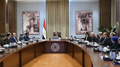 رئيس الوزراء يتابع مستجدات الموقف الحالي لمنظومة التغذية المدرسية