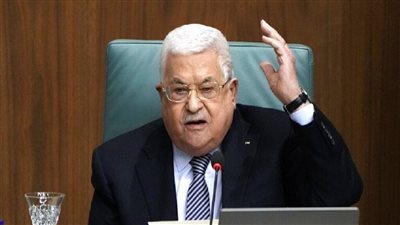 الرئيس الفلسطيني يُعين محافظين جدد في الخليل ونابلس وجنين