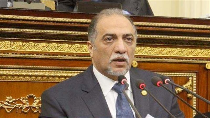 الدكتور عبدالهادي