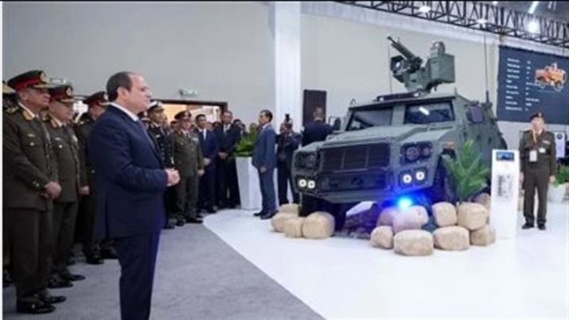 السيسي في معرض ايديكس