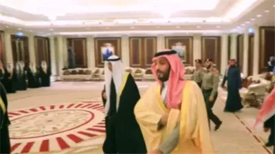 ولي العهد السعودي يصل الكويت لتقديم واجب العزاء في الأمير نواف الأحمد