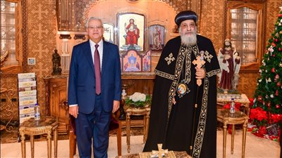 رئيس مجلس النواب يزور الكاتدرائية لتهنئة البابا تواضروس بعيد الميلاد