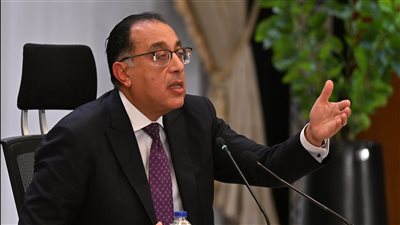 رئيس الوزراء يُهنئ شيخ الأزهر بحلول ذكرى المولد النبوي الشريف