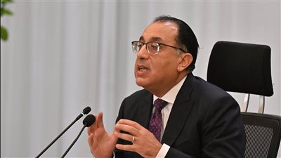 رئيس الوزراء يعود للقاهرة بعد مشاركته فى اجتماع المنتدى الاقتصادى العالمى بالرياض