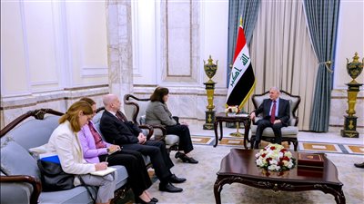 الرئيس العراقي يشدد على ضرورة تكثيف الجهود لإنهاء ملف النازحين والمهجرين