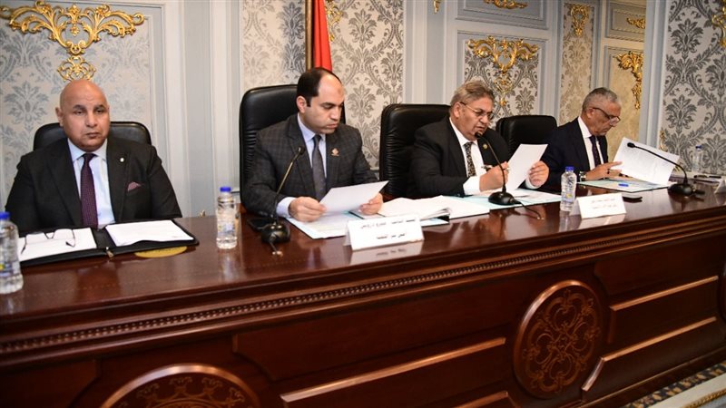 لجنة الإدارة المحلية
