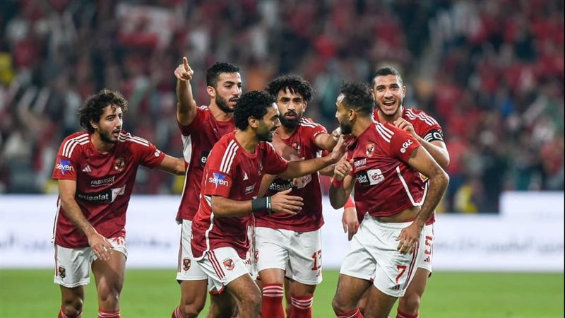 لاعبي الأهلي