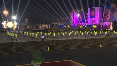 وزير الدفاع يتفقد عددًا من الأنشطة التدريبية للطلبة بالأكاديمية العسكرية.. فيديو