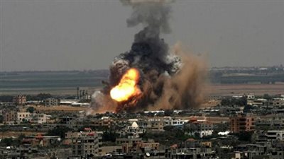 استشهاد 26 فلسطينيًا جراء قصف مناطق في غزة