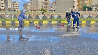 محافظ كفر الشيخ يتابع أعمال رفع مخلفات الأمطار والإشغالات والقمامة