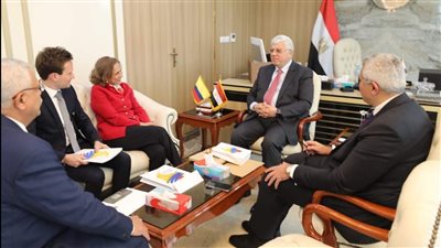 وزير التعليم العالي يبحث آليات التعاون العلمي والتكنولوجي مع سفيرة كولومبيا