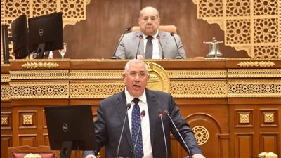 وزير الزراعة أمام مجلس الشيوخ: مصر الدولة الوحيدة التى تستصلح الصحراء وتحولها لزراعة