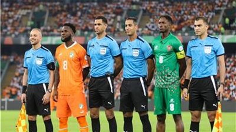 طاقم التحكيم المصري