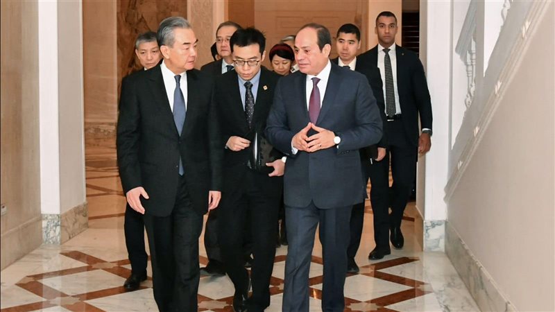 الرئيس السيسي ووزير