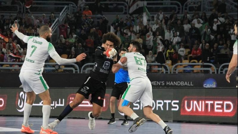 منتخب مصر والجزائر