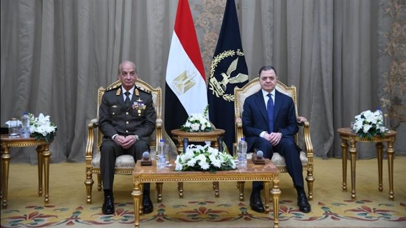 وزير الداخلية ووزير