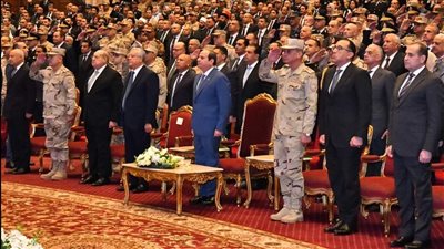 الرئيس السيسي: تحية تقدير واحترام لرجال القوات المسلحة البواسل