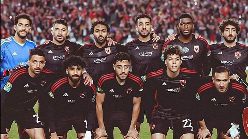 لاعبي الأهلي