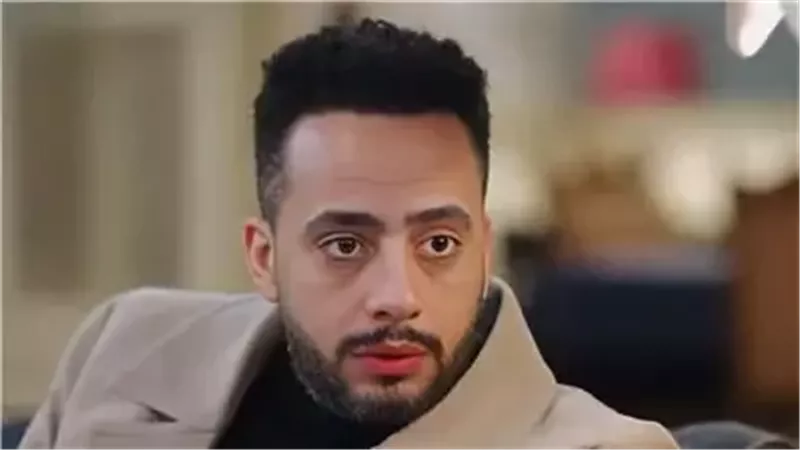 الفنان عصام السقا