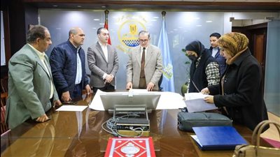 محافظ كفر الشيخ يناقش أعمال تطوير ساحة ميدان المسجد الإبراهيمى بدسوق
