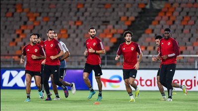 الأهلي يختتم تدريباته في تنزانيا استعدادا لمباراة سيمبا بدوري أبطال أفريقيا