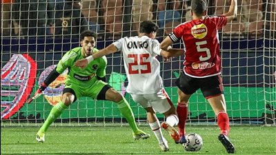 مباراة الأهلي والزمالك.. خروج زيزو بسبب الإصابة ودخول موتيابا