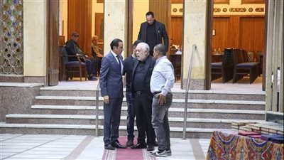 أسرة الراحلة شيرين سيف النصر تستقبل عزاءها بحضور أشرف زكى.. صور