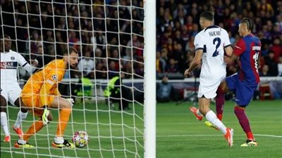 باريس سان جيرمان يضرب برشلونة برباعية ويتأهل لنصف نهائى دورى أبطال أوروبا