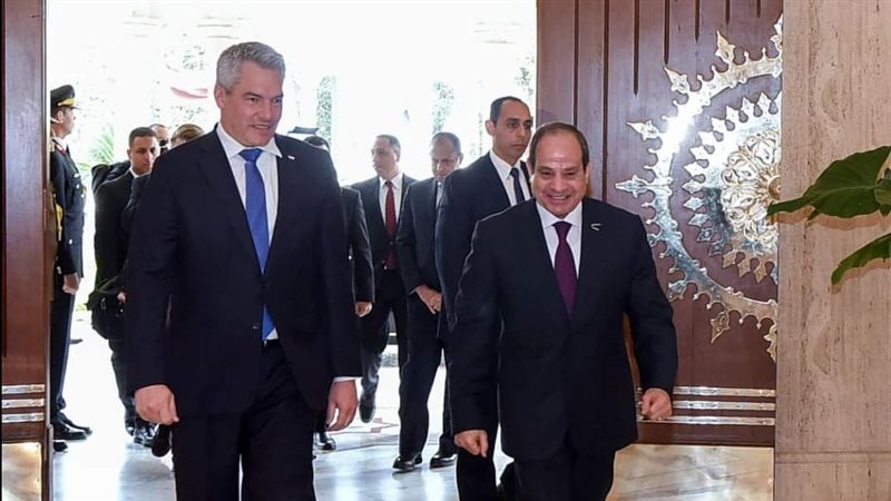 الرئيس السيسي والمستشار