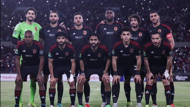 لاعبي الأهلي