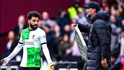 وست هام ضد ليفربول.. مشادة كلامية بين محمد صلاح وكلوب