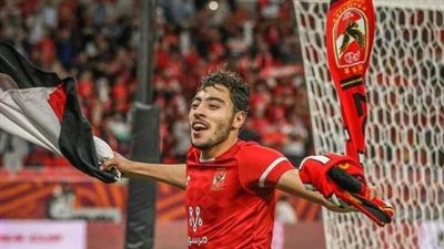 كولر يقرر استمرار أكرم توفيق في وسط الأهلى أمام الإسماعيلى بالدورى