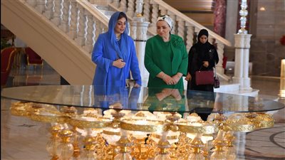 السيدة انتصار السيسي تنشر صورًا من زيارتها وحرم سلطان عمان للعاصمة الإدارية