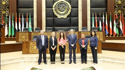 قنصل فرنسا تزور مقر الأكاديمية العربية للعلوم والتكنولوجيا والنقل البحري بأبي قير 