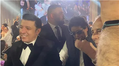 محمد منير مفاجأة حفل زفاف ابنة الفنان مصطفى كامل 