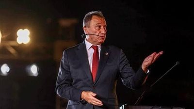 الخطيب رئيسًا لبعثة الأهلي في تونس